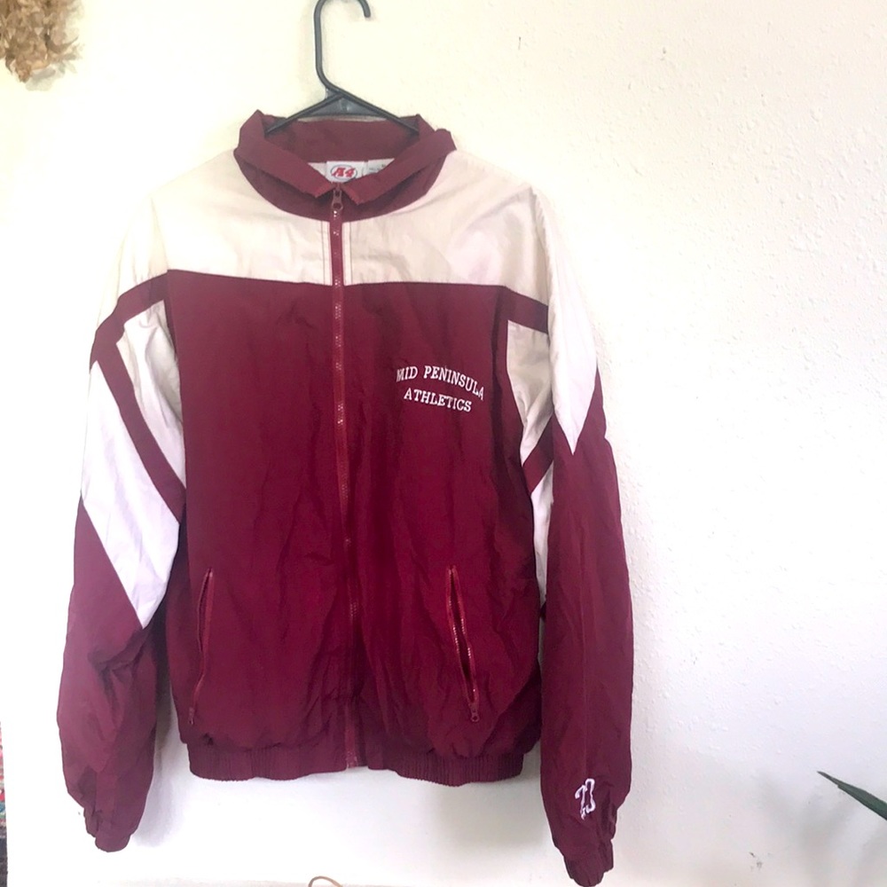 Athletic water proof wind breaker